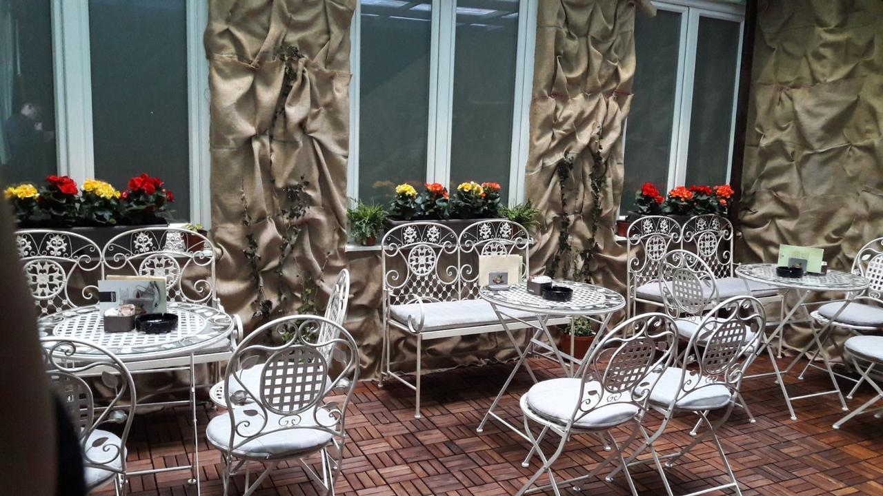 Boutique Hostel Kings N' Queens Zágráb Kültér fotó