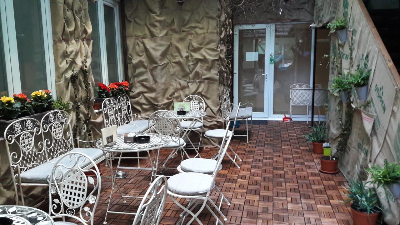 Boutique Hostel Kings N' Queens Zágráb Kültér fotó